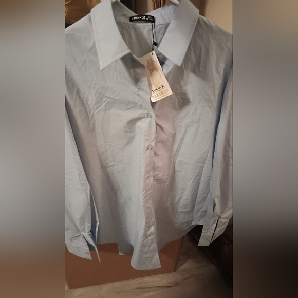 NWT Shein X Graphic Button Down Blouse Large - Picture 3 of 4